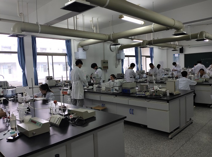 实验室4 (1).jpg 实验室4 (1).jpg