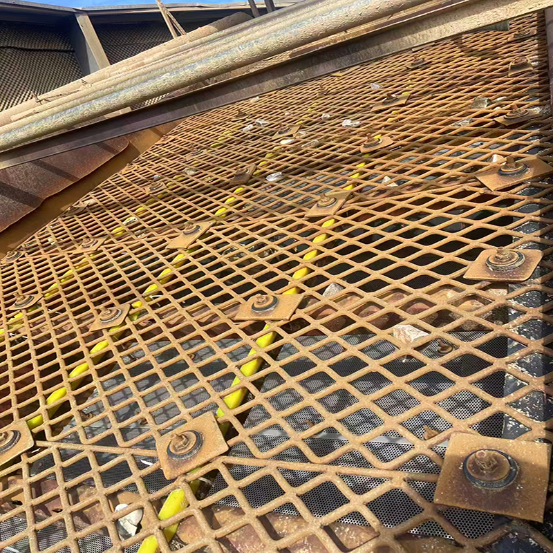 焊接筛网 使用现场.jpg 焊接筛网 使用现场.jpg