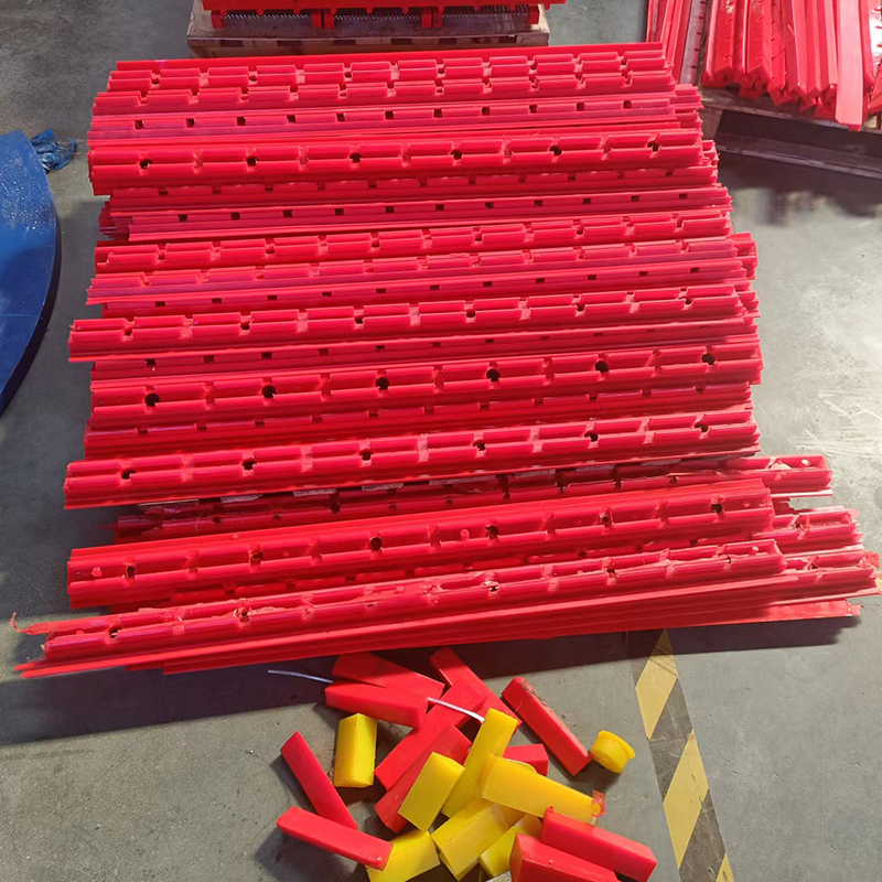 轨座5.jpg 轨座5.jpg